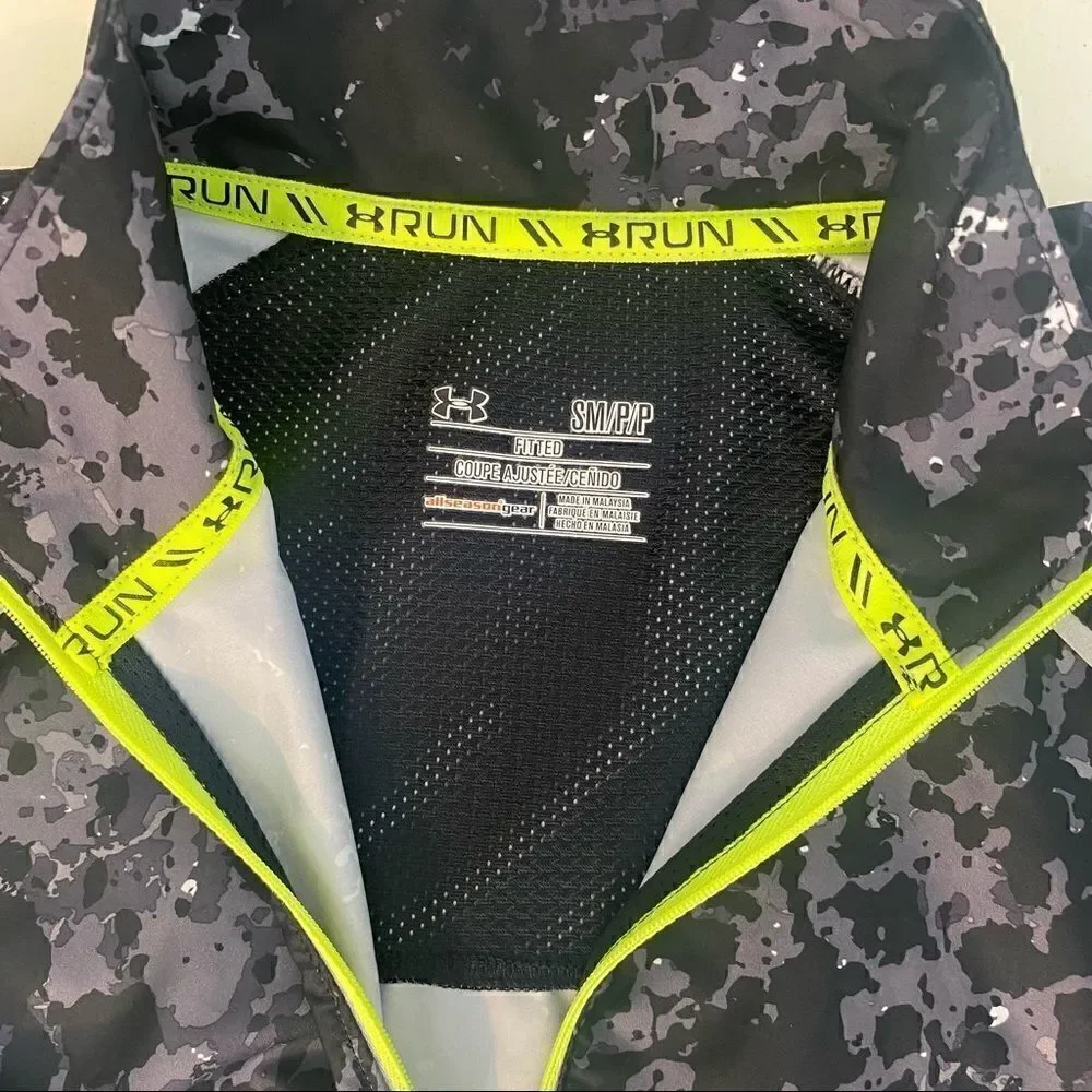 Under Armour men's storm launch jacket